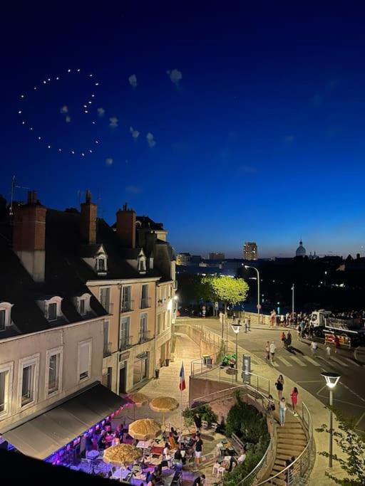 Appartement Avec Magnifique Vue Sur La Saone Et Son Balcon Chalon sur Saone Esterno foto